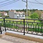 Sunrise Apartament